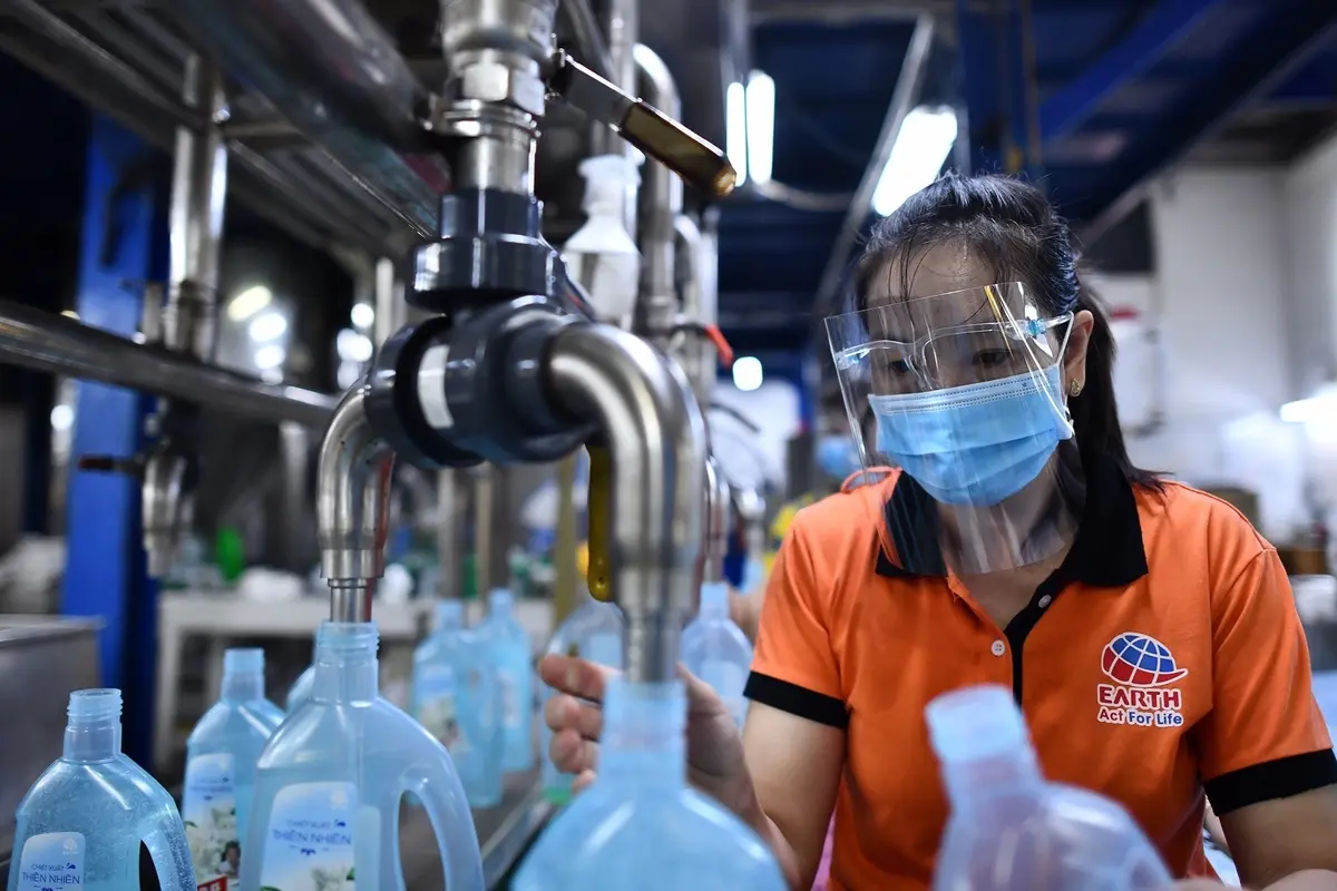 Nghịch lý trên thị trường lao động