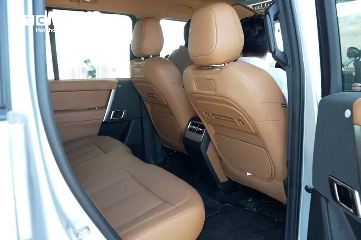 ICaur V27 sắp ra mắt Việt Nam: SUV EREV dáng hầm hố mạnh hơn 400 mã lực