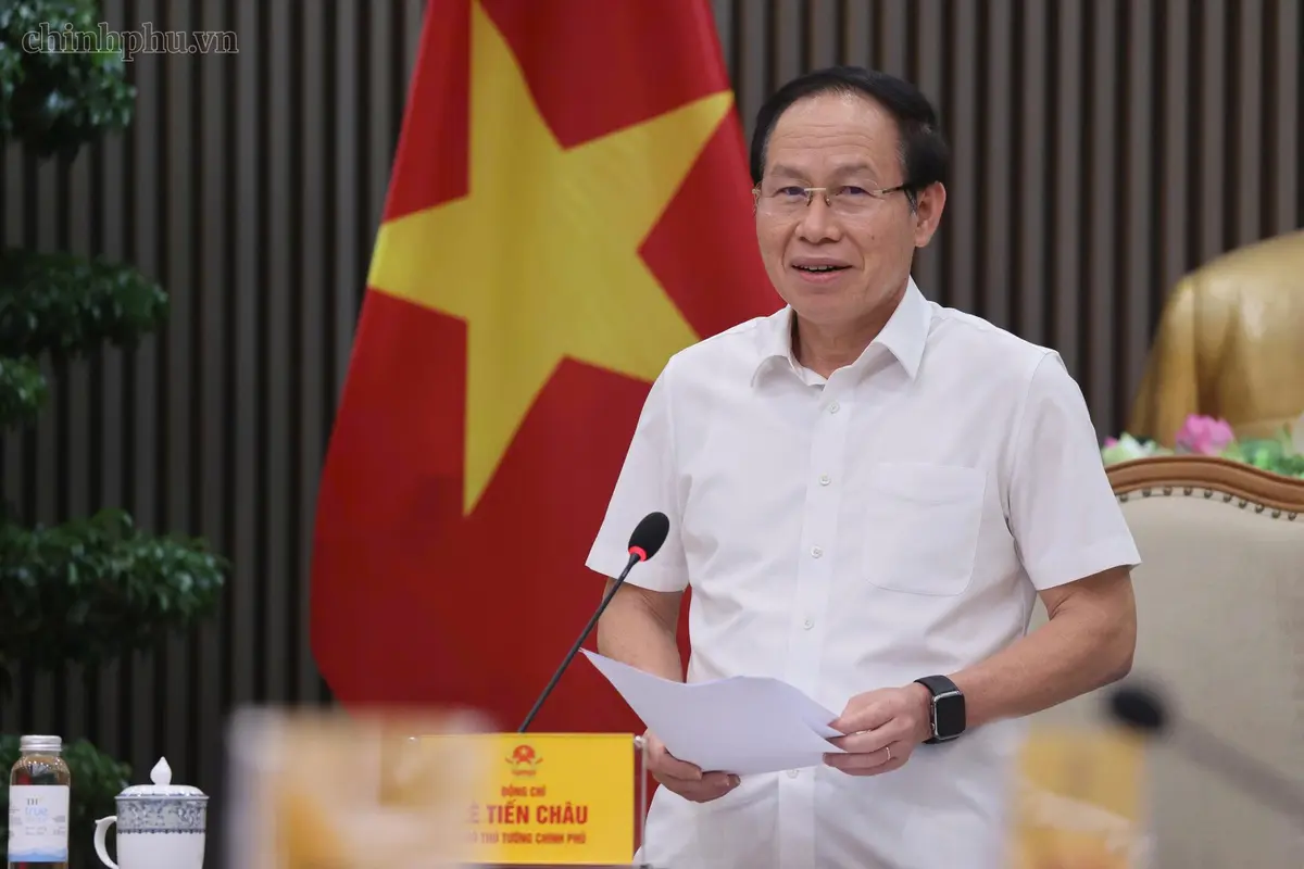 Phó Thủ tướng yêu cầu rà soát 114 trường có trên 100 lớp sau sắp xếp