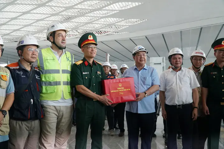 Phó Thủ tướng Thường trực Phạm Gia Túc kiểm tra dự án sân bay Long Thành