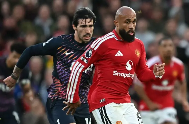 Chuyện gì đang xảy ra với Manchester United?