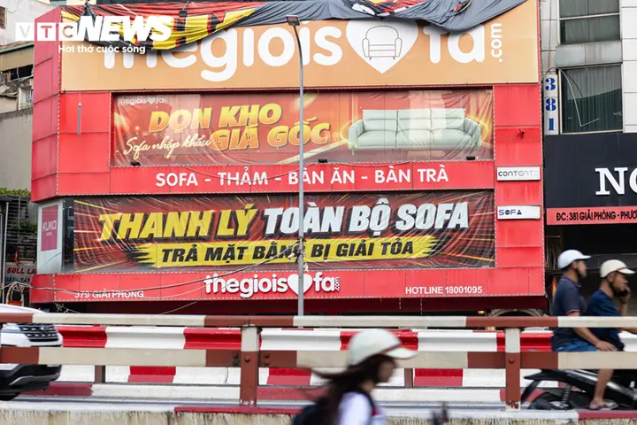 Hà Nội: Người dân lần lượt tháo dỡ, bàn giao mặt bằng mở rộng Quốc lộ 1