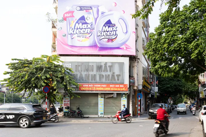 Hà Nội: Người dân lần lượt tháo dỡ, bàn giao mặt bằng mở rộng Quốc lộ 1