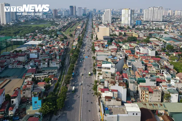Hà Nội: Người dân lần lượt tháo dỡ, bàn giao mặt bằng mở rộng Quốc lộ 1
