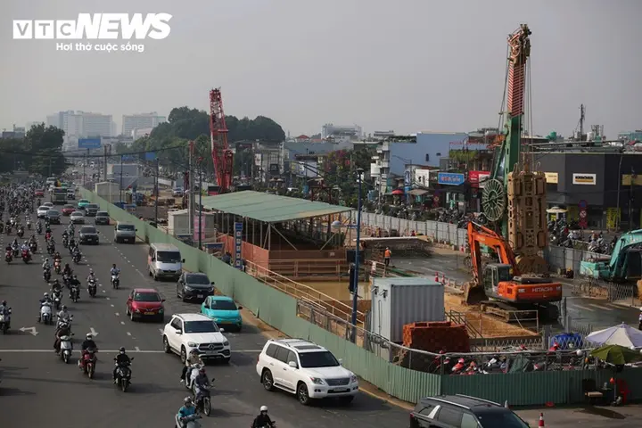 TP.HCM đẩy nhanh thi công Metro số 2, sắp khởi công thêm 3 tuyến mới