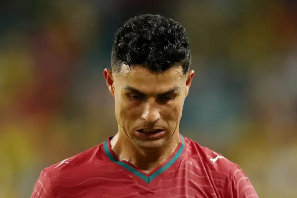 Án phạt cho Ronaldo nói lên điều gì?