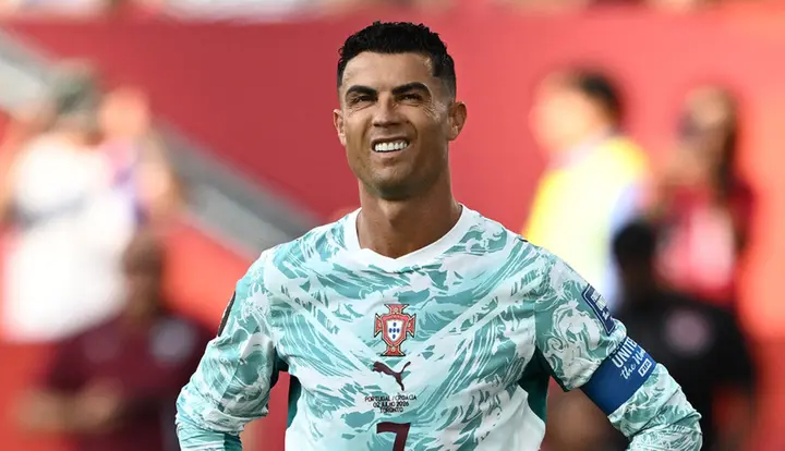 Nghi vấn HLV Bồ Đào Nha không muốn vẫn bị ép gọi Ronaldo