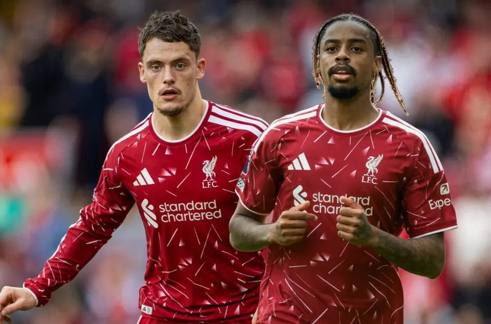 Cặp đôi 250 triệu euro của Liverpool hóa thảm họa
