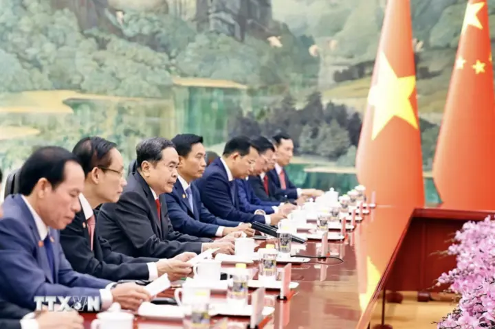 Chủ tịch Quốc hội Trần Thanh Mẫn hội kiến Thủ tướng Quốc vụ viện Trung Quốc