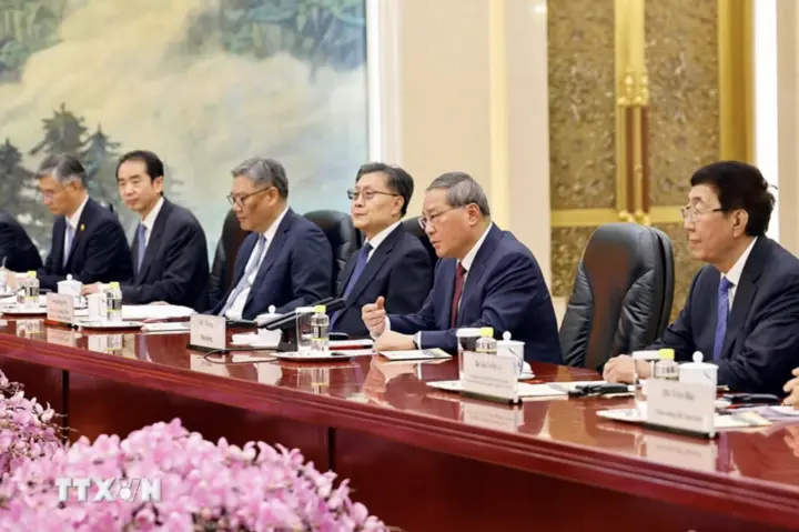 Chủ tịch Quốc hội Trần Thanh Mẫn hội kiến Thủ tướng Quốc vụ viện Trung Quốc