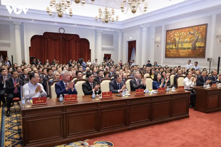 Tổng Bí thư, Chủ tịch nước: Bảo vệ doanh nhân chân chính, gỡ đến cùng khó khăn