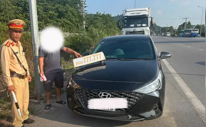 Bắc Ninh: Chở 2 khách, thu 120.000 đồng, đối mặt mức phạt 14 triệu