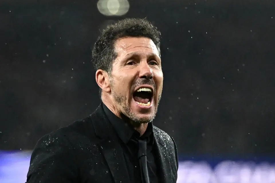 HLV Simeone: 'MU là đội bóng mạnh'