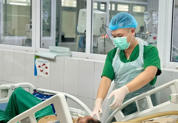 Sốt rét nặng sau khi trở về từ Congo