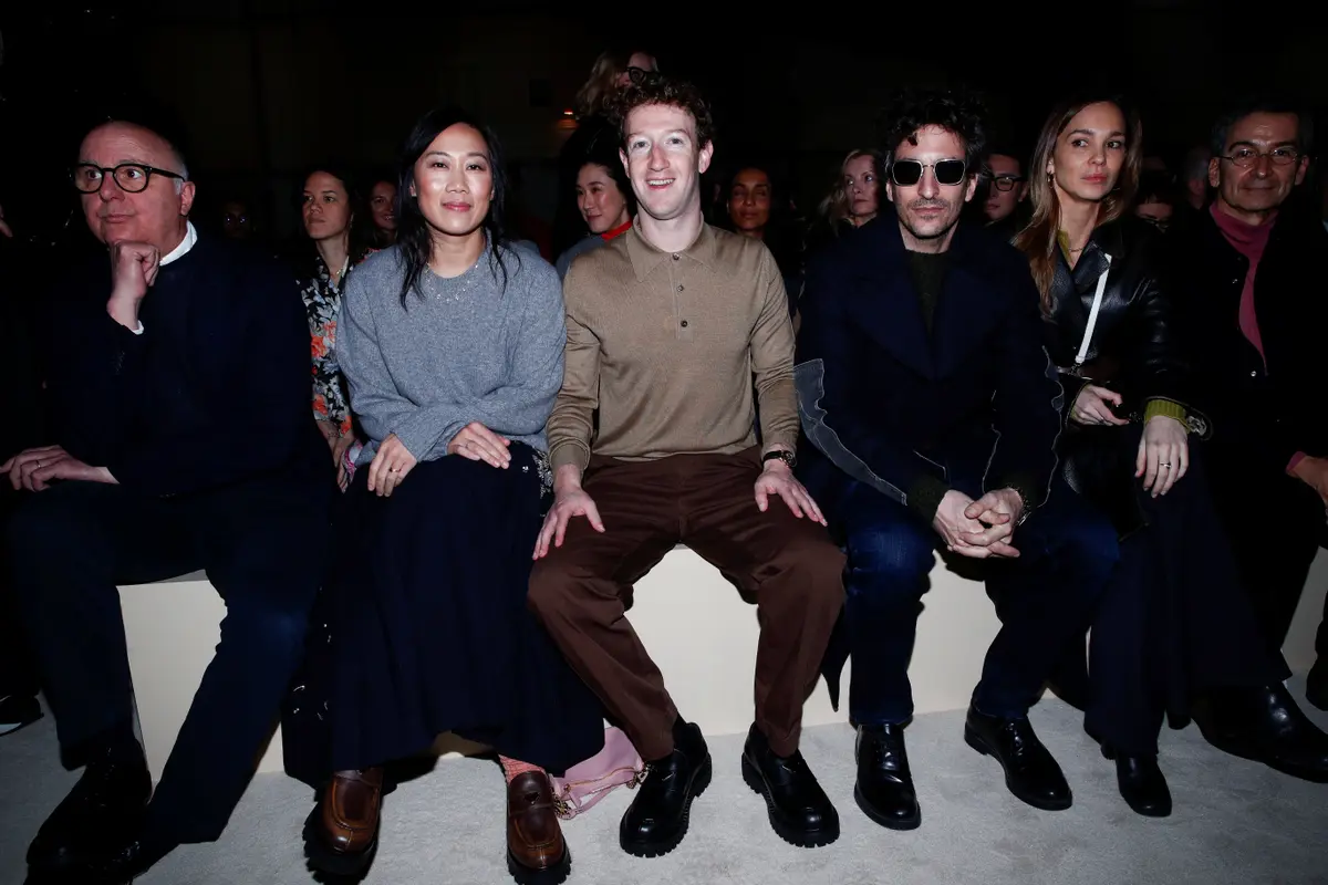 Đồng hồ 'độc lạ' hơn 100.000 USD của Mark Zuckerberg