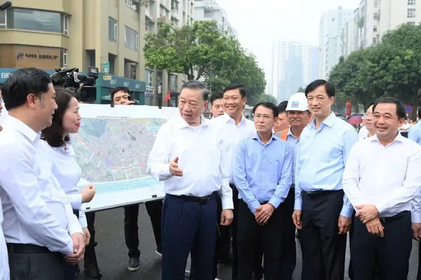 Tổng Bí thư, Chủ tịch nước kiểm tra tiến độ dự án các tuyến vành đai tại Hà Nội
