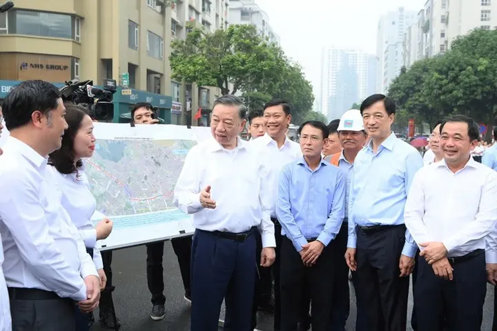 Tổng Bí thư, Chủ tịch nước kiểm tra tiến độ dự án các tuyến vành đai tại Hà Nội