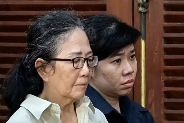 3 mẹ con tham gia đường dây mua bán hơn 4.000 tài khoản ngân hàng