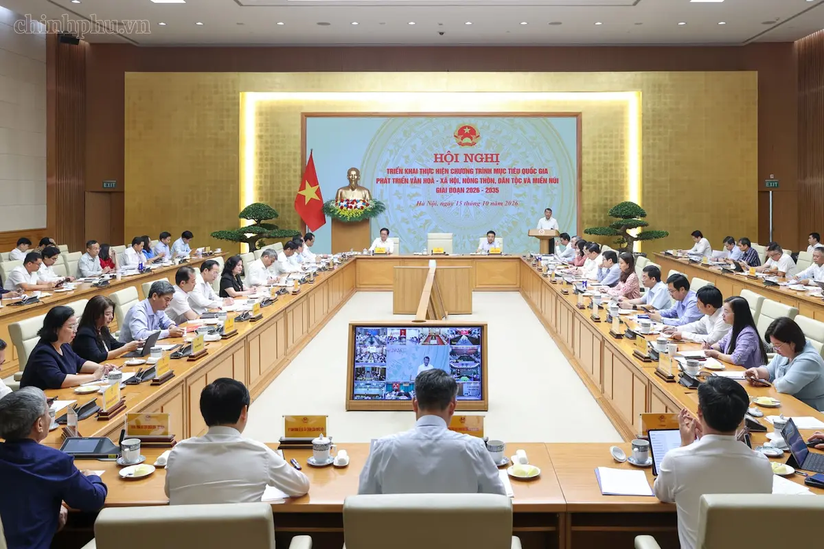 Thủ tướng: Tập trung nguồn lực Nhà nước đầu tư nhiệm vụ thiết yếu với người dân