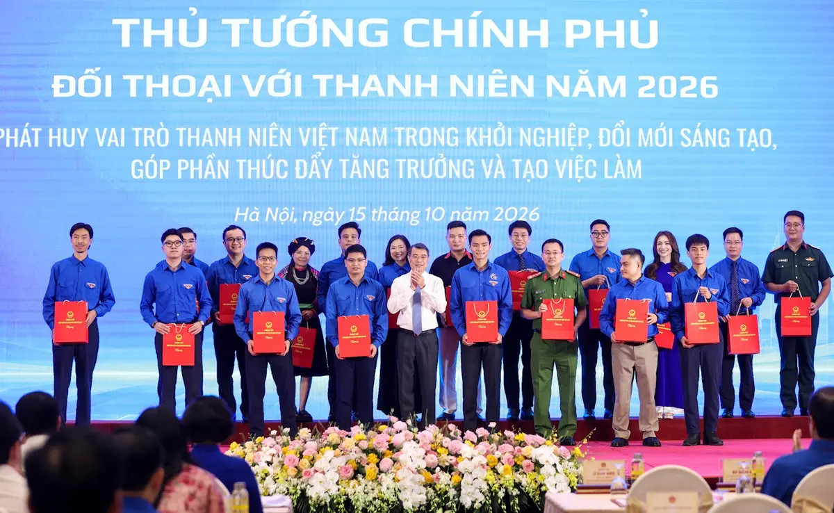 Thủ tướng: Hỗ trợ người trẻ mua, thuê nhà mà không phải dồn hết tài sản tích lũy
