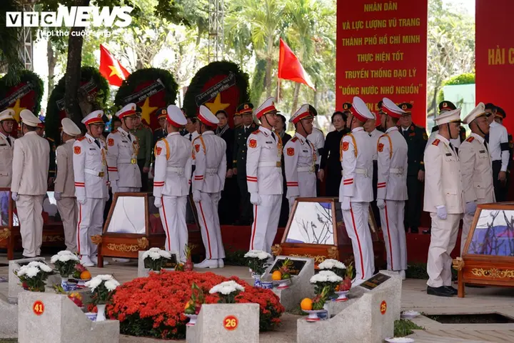 Trang nghiêm Lễ an táng 731 hài cốt liệt sĩ tại TP.HCM