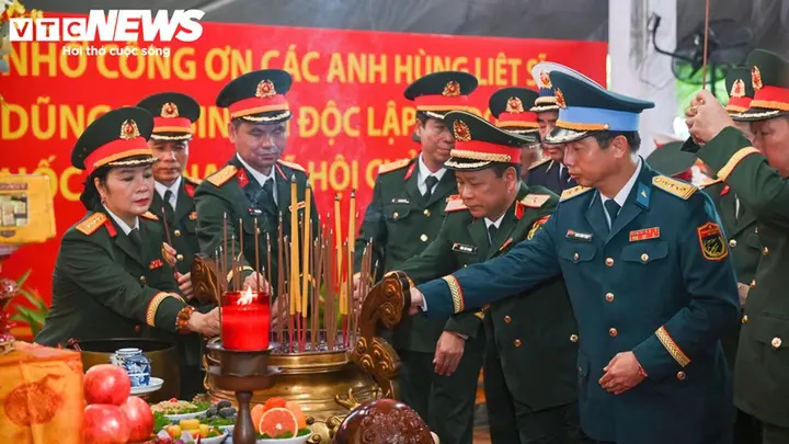 Trang nghiêm Lễ an táng 731 hài cốt liệt sĩ tại TP.HCM