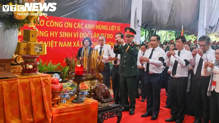 Hành trình tiễn đưa các liệt sĩ về an nghỉ tại Nghĩa trang Liệt sĩ TP.HCM