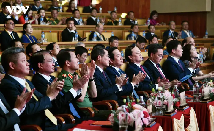 Thủ tướng dự hội nghị công bố quy hoạch tỉnh Hưng Yên thời kỳ 2021-2030