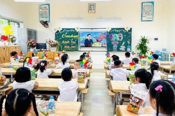 Thông tư mới siết quỹ phụ huynh, vẫn còn chuyện 'quyết trước, hỏi sau'