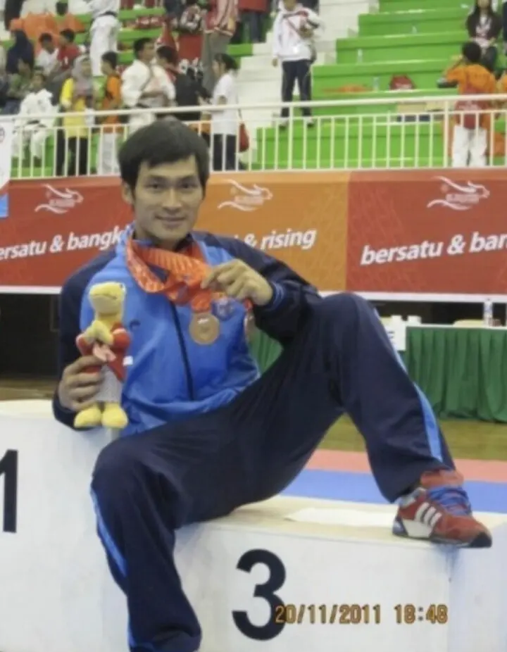 Diễn viên phim 300 tỷ từng là nhà vô địch SEA Games, 10 năm chạy shipper ở Mỹ