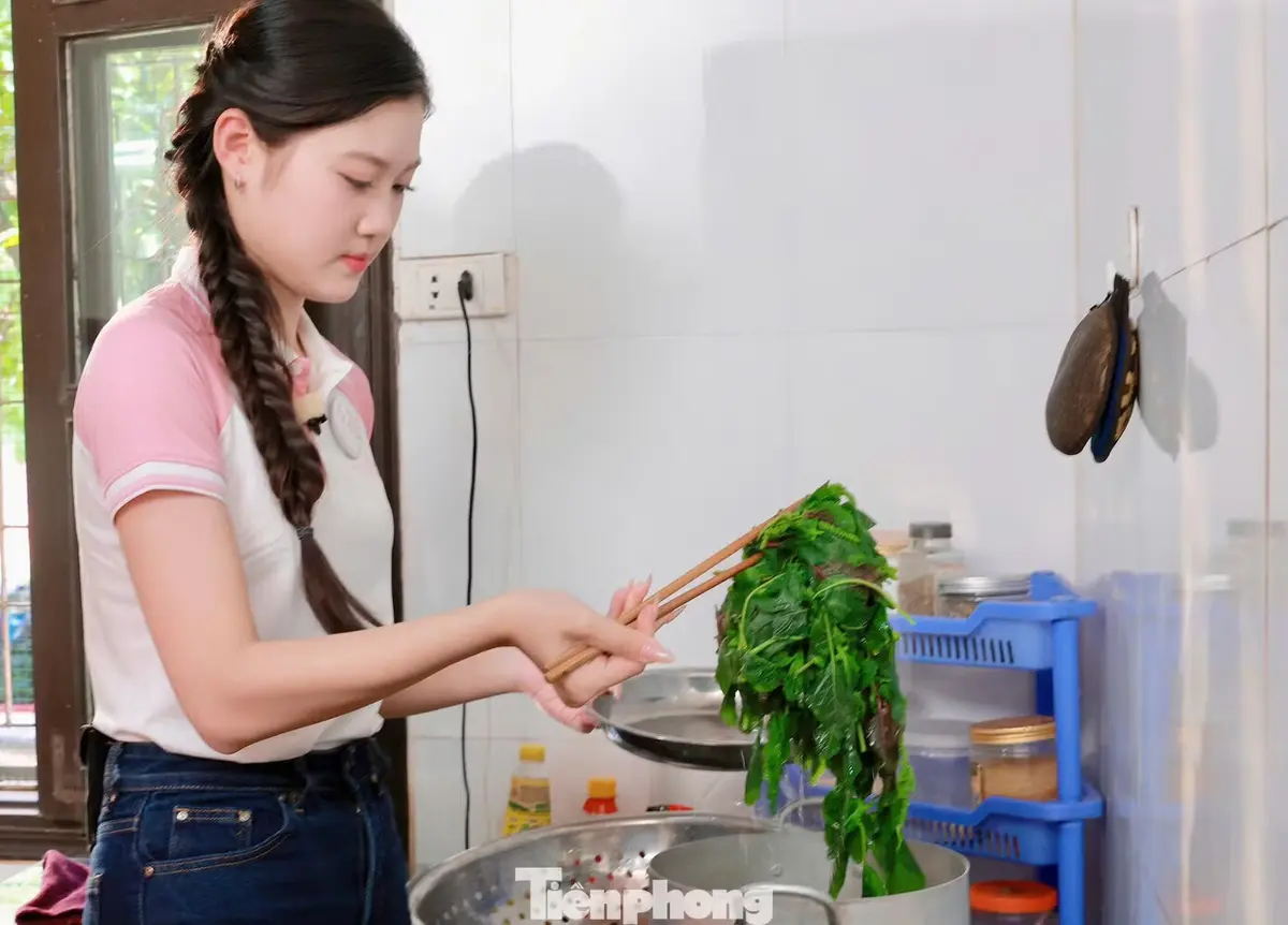 Ngày đặc biệt ở Làng trẻ SOS Hải Phòng của các cô gái Hoa hậu Việt Nam
