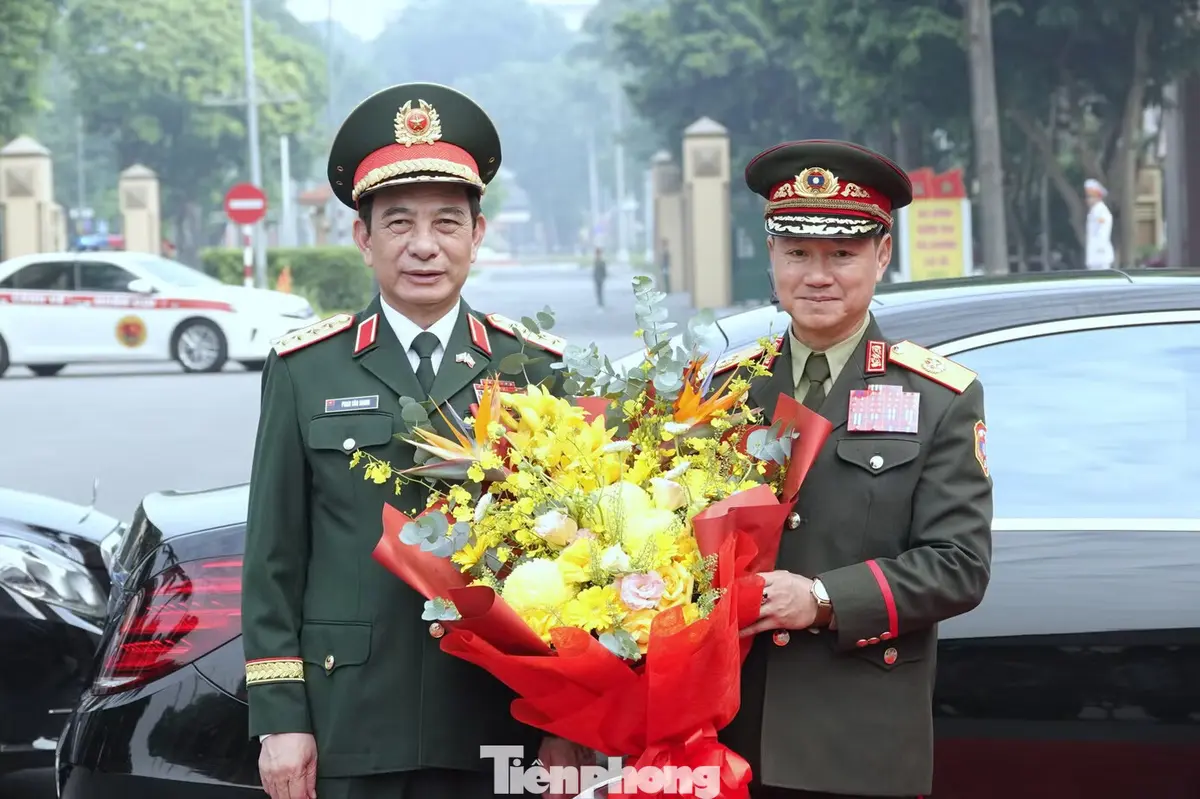Đại tướng Lào và Đại tướng Campuchia tới Việt Nam dự diễn tập chung