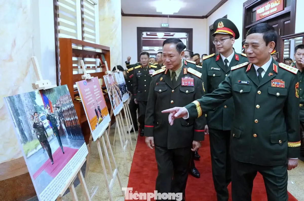 Đại tướng Lào và Đại tướng Campuchia tới Việt Nam dự diễn tập chung