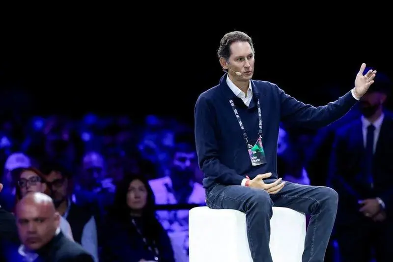 Ferrari phát triển chiếc xe điện đầu tiên sau câu nói của Jeff Bezos