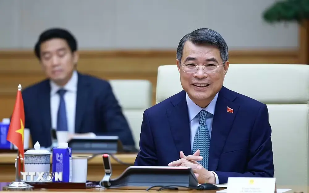 Thủ tướng: Việt Nam luôn dành ưu tiên cao nhất cho quan hệ với Lào