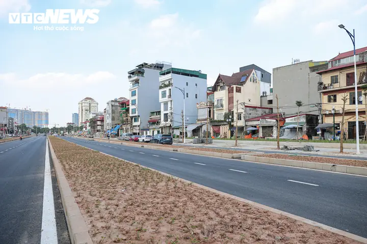 Ngắm Vành đai 2,5 qua loạt khu đô thị ‘nhà giàu’ Hà Nội vừa thông xe kỹ thuật