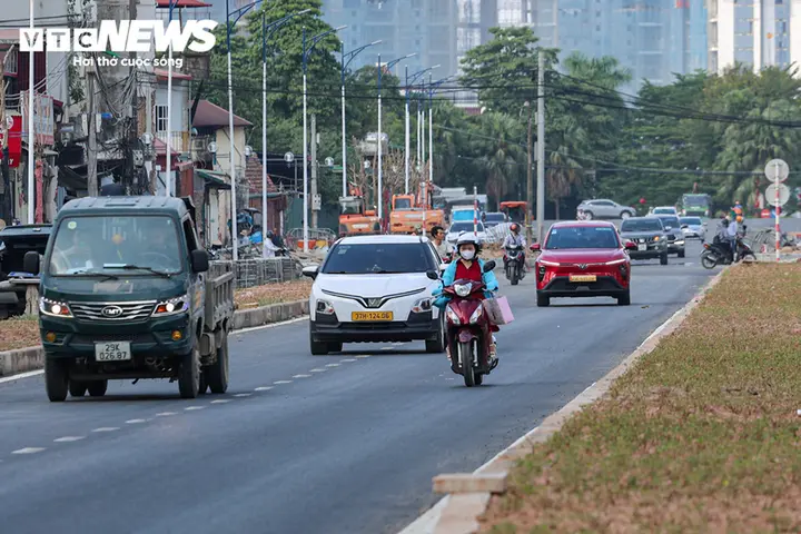 Ngắm Vành đai 2,5 qua loạt khu đô thị ‘nhà giàu’ Hà Nội vừa thông xe kỹ thuật