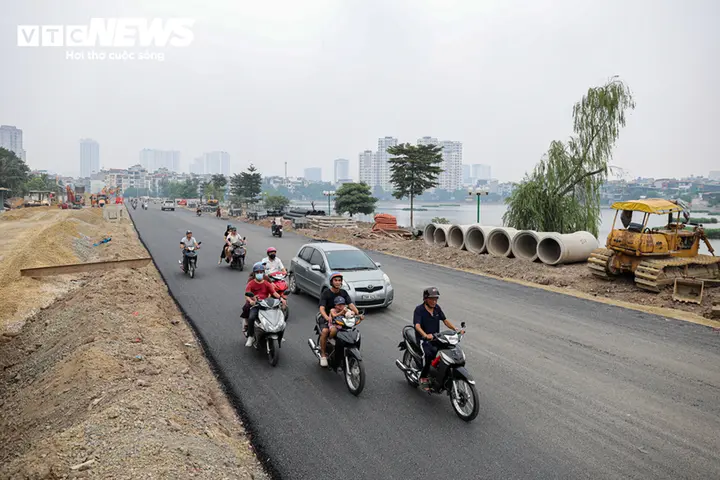 Diện mạo mới của đường Vành đai 2,5 Hà Nội vừa thông xe kỹ thuật