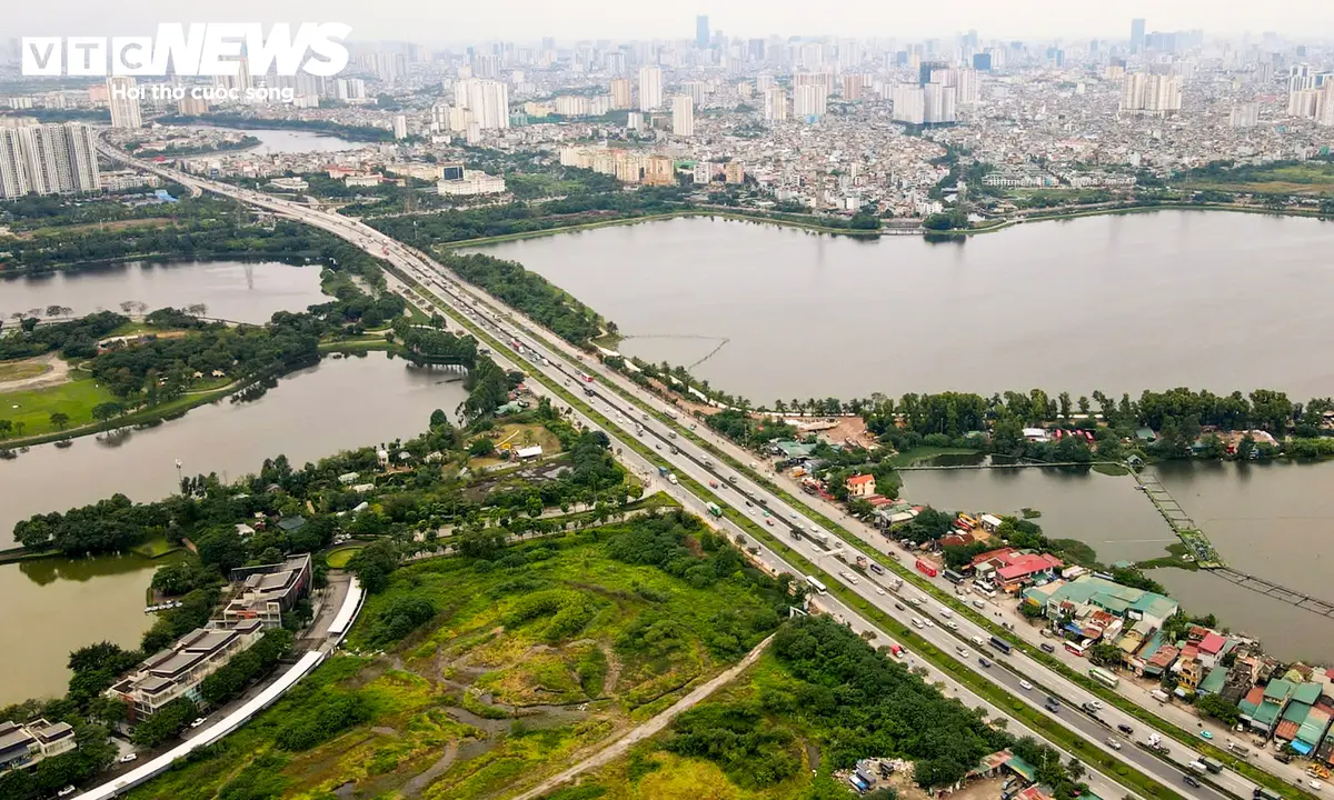 Giao thông trên Vành đai 3 trên cao trước đề xuất bỏ làn khẩn cấp