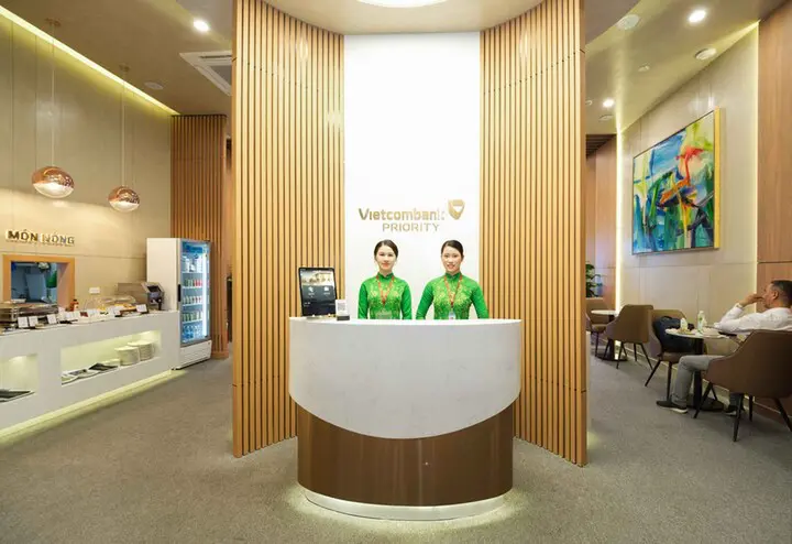 Vietcombank khai trương phòng chờ Vietcombank Priority Lounge tại Cam Ranh