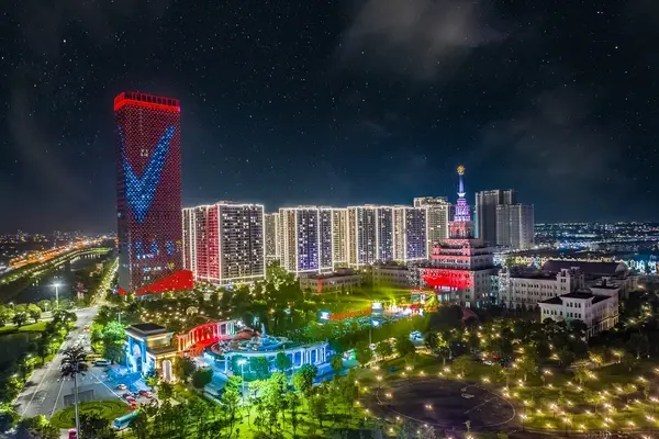 WEF đặt bài toán đô thị tương lai, Việt Nam có 'lời giải sớm' từ Vinhomes