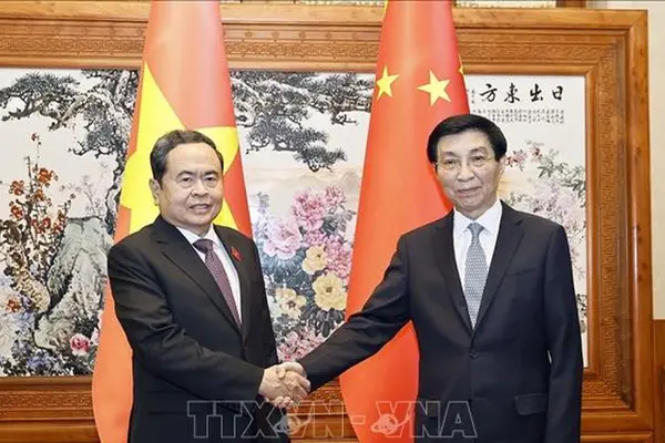 Việt Nam - Trung Quốc thúc đẩy hợp tác đường sắt, thương mại, AI