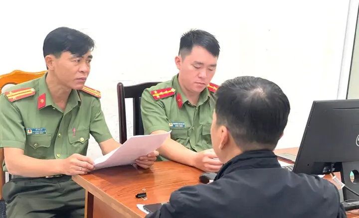 Bị phạt 7,5 triệu vì chuyển cuộc gọi đòi nợ sang đường dây nóng cơ quan công an